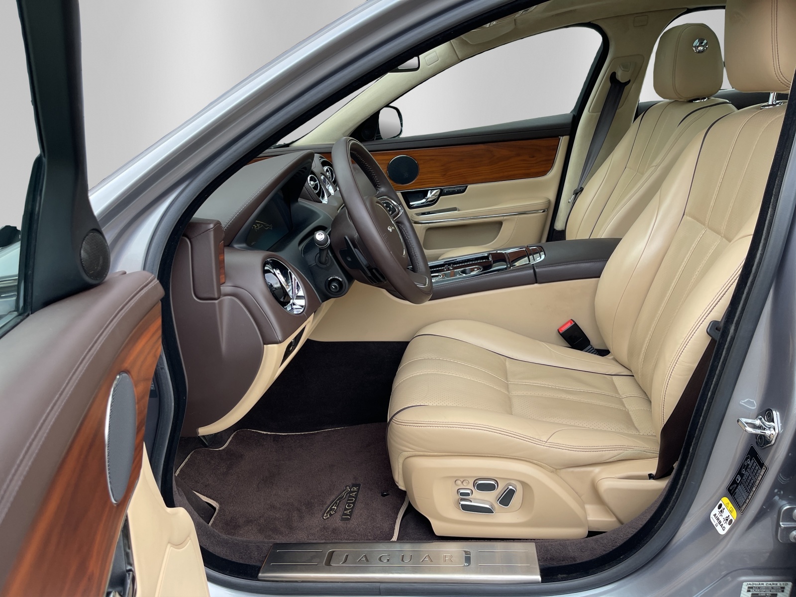 JAGUAR XJ 5.0 V8 Portfolio Automatic-image-8