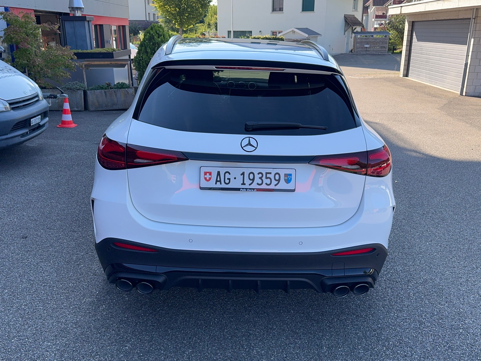 MERCEDES-BENZ GLC 43 AMG Executive Edition 4Matic 9G-Tronic-image-4