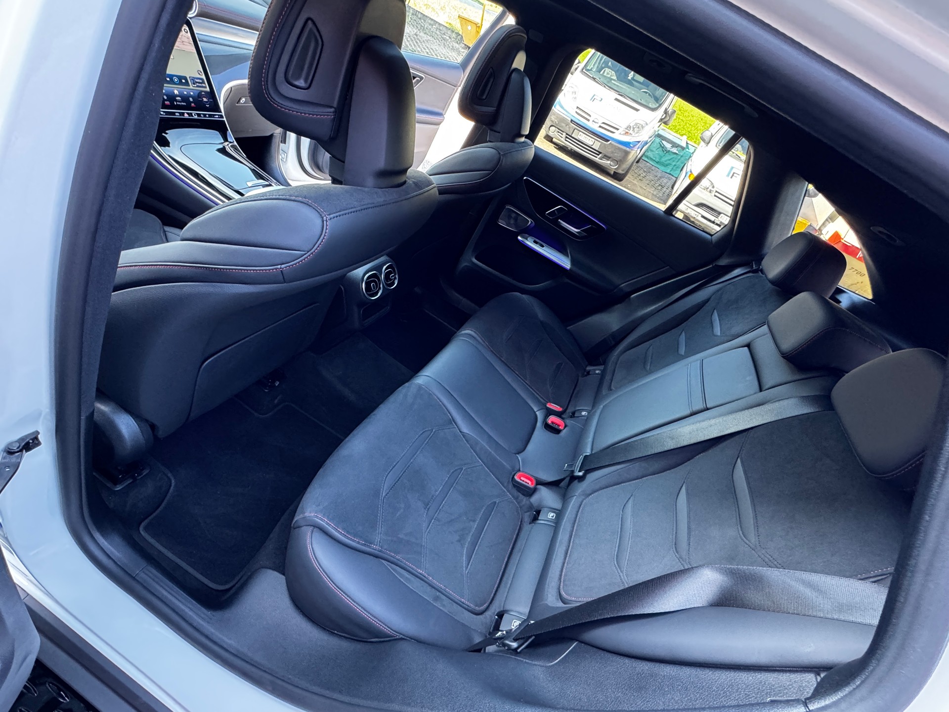 MERCEDES-BENZ GLC 43 AMG Executive Edition 4Matic 9G-Tronic-image-12