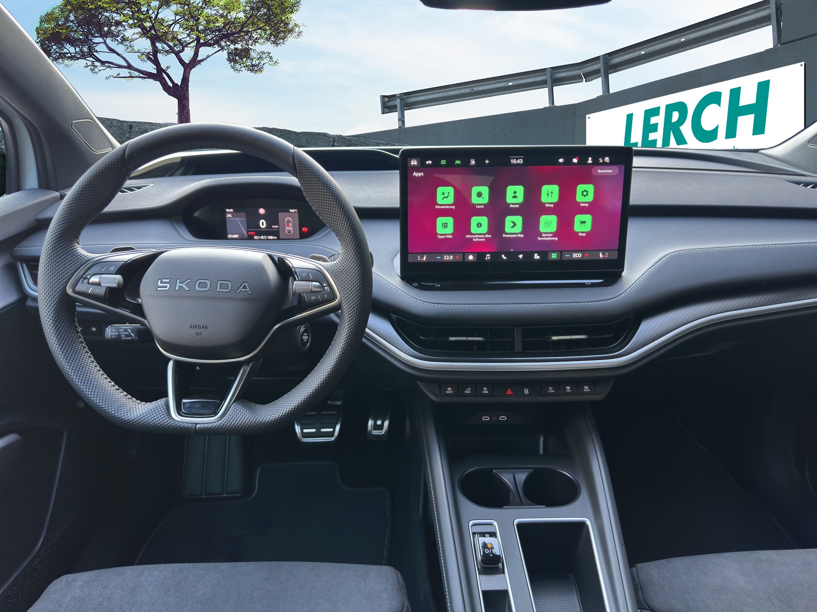 SKODA Elroq 85x Sportline 4x4-image-8