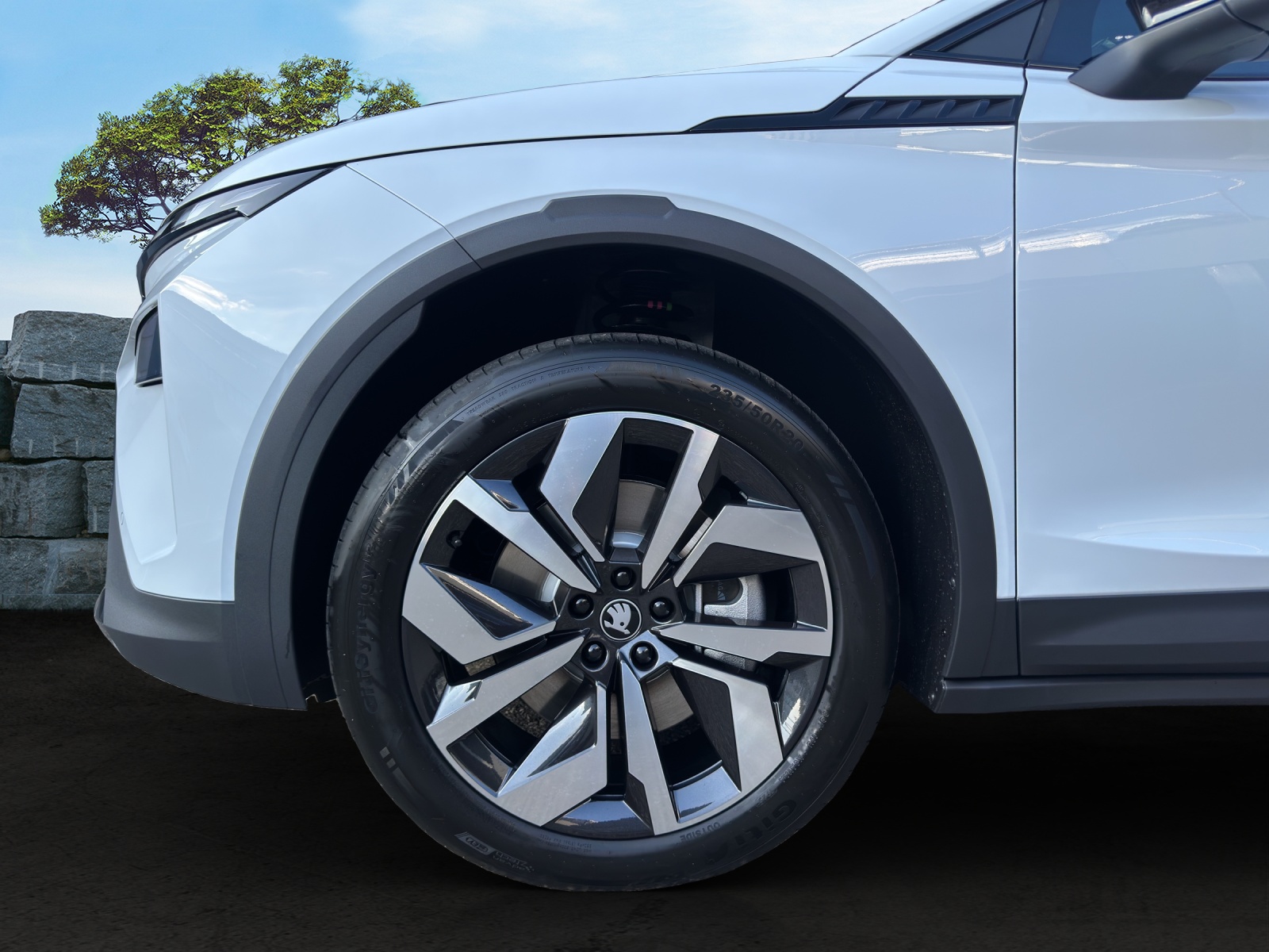 SKODA Elroq 85x Sportline 4x4-image-13