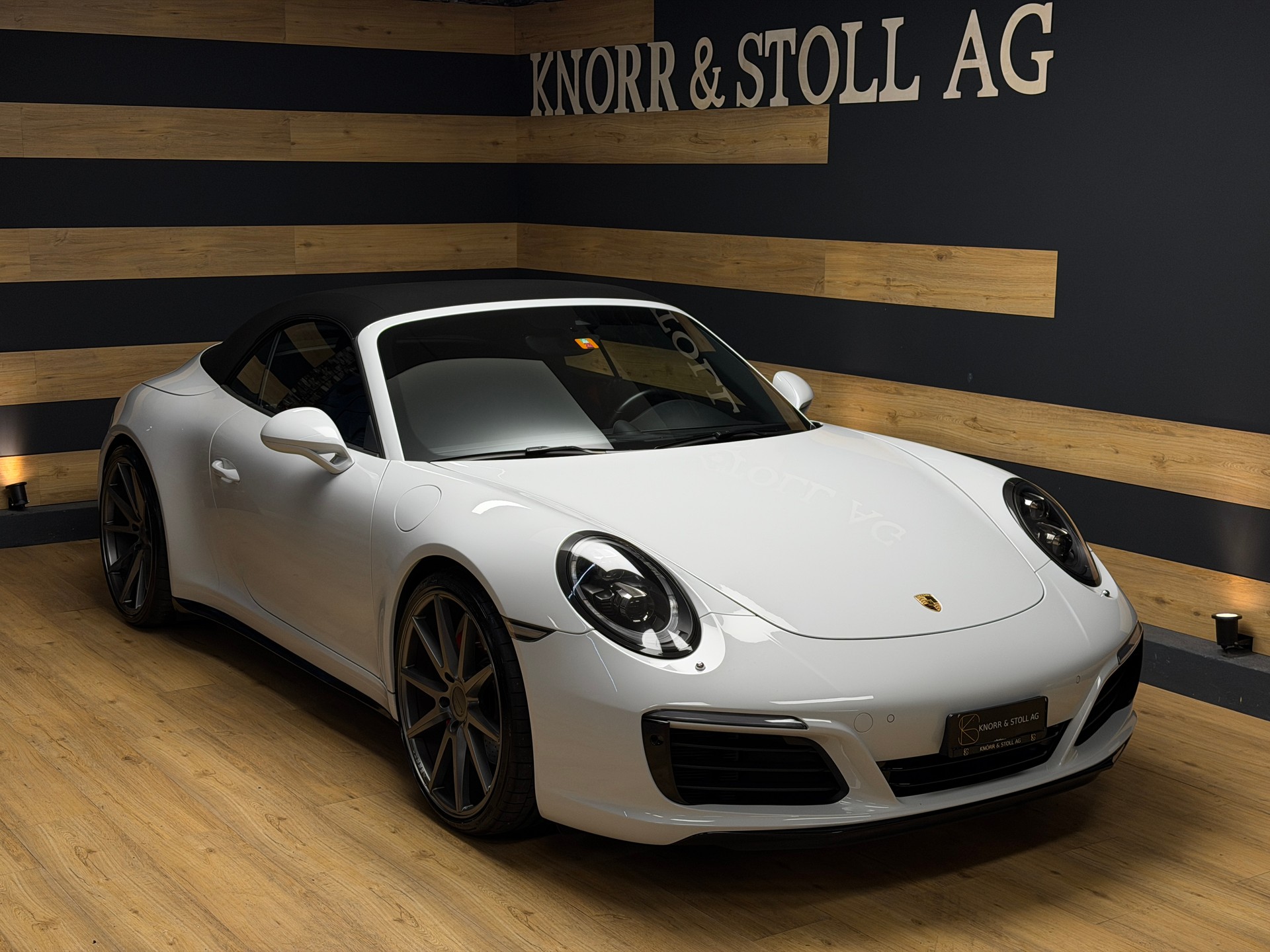 PORSCHE 911 Carrera 4S Cabrio PDK-image-4