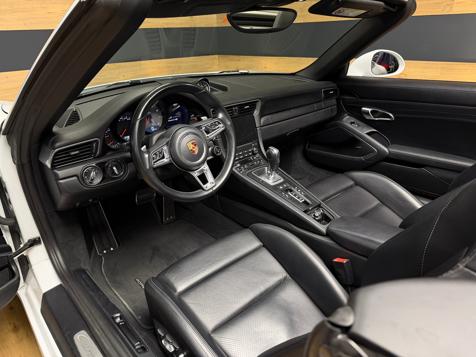 PORSCHE 911 Carrera 4S Cabrio PDK-image-11