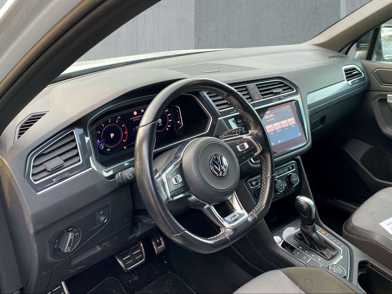 VW Tiguan 2.0TSI Highline 4Motion DSG-image-2