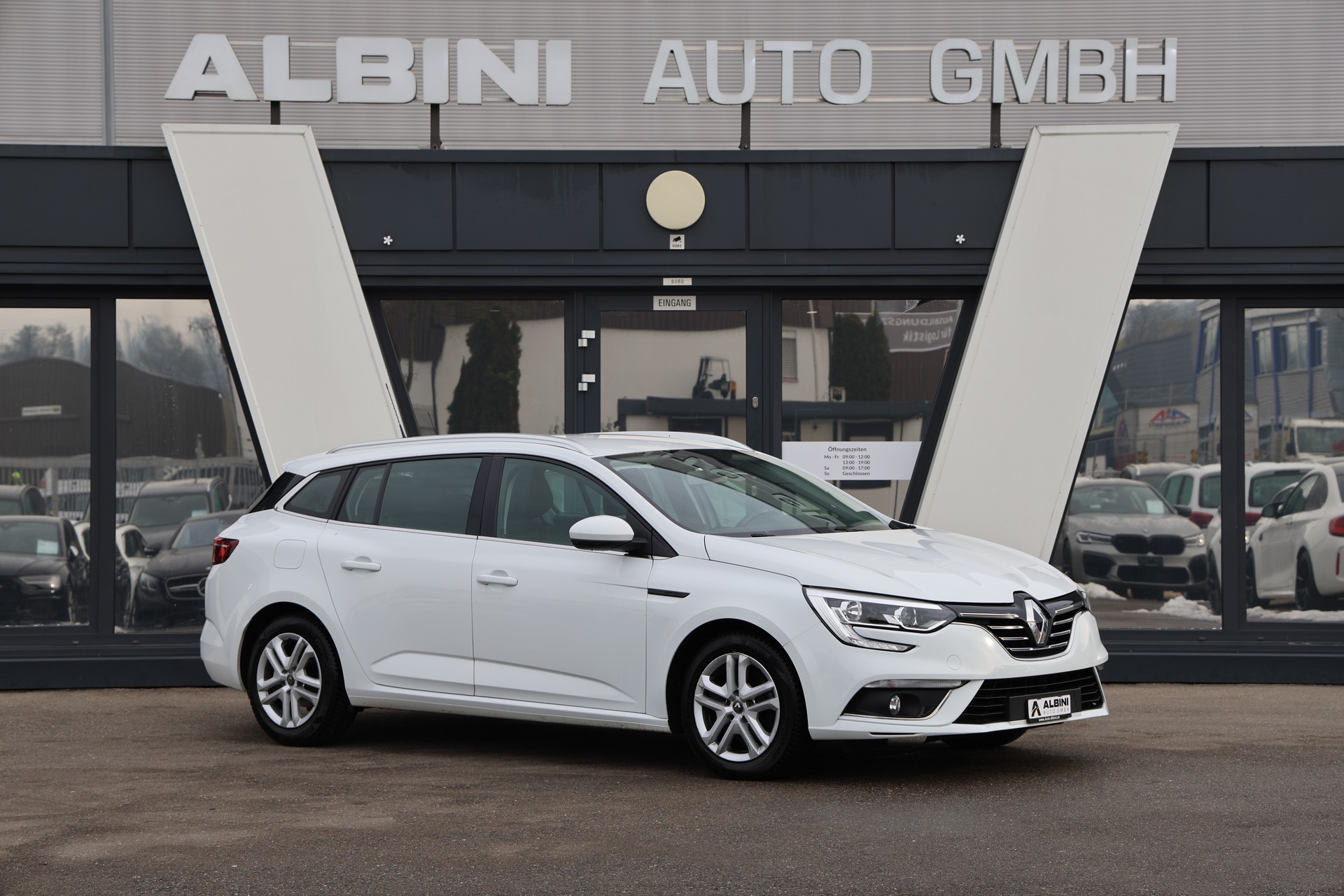 RENAULT Mégane Grandtour 1.5 dCi Business EDC-image-1