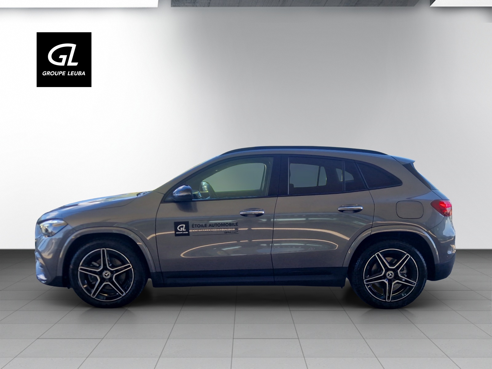 MERCEDES-BENZ GLA 220 4Matic 8G-DCT-image-1