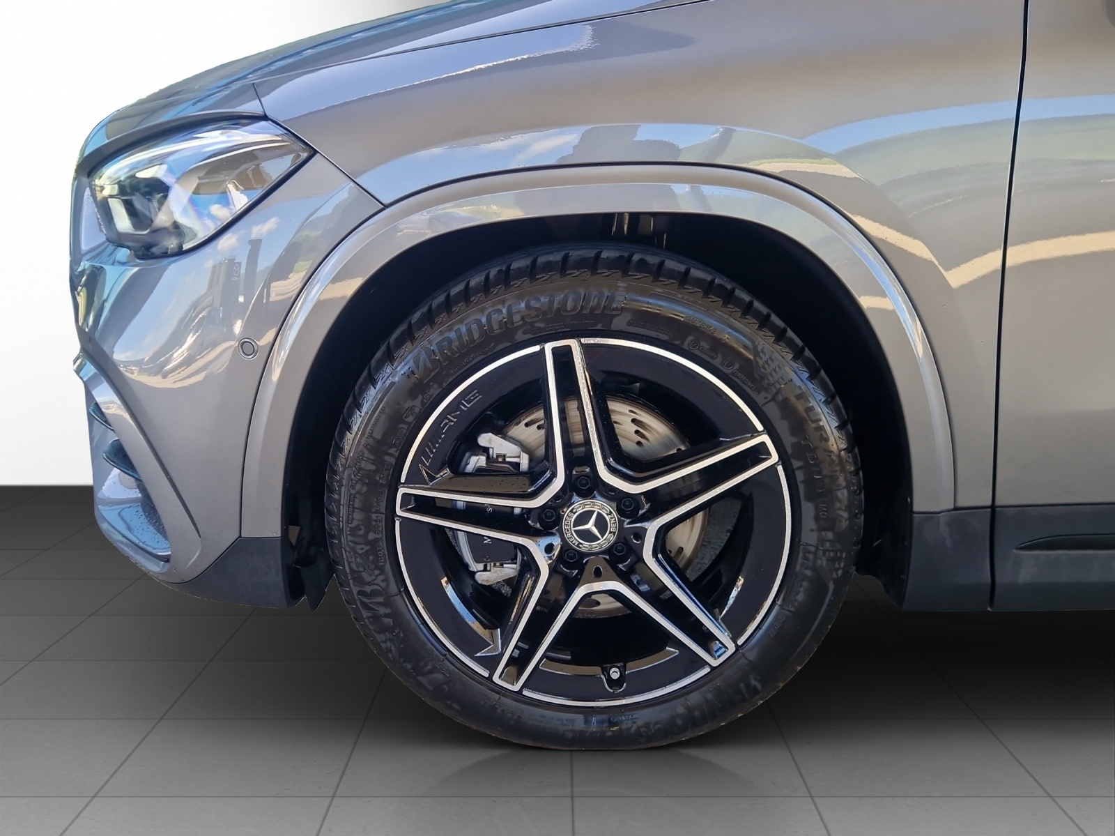 MERCEDES-BENZ GLA 220 4Matic 8G-DCT-image-3