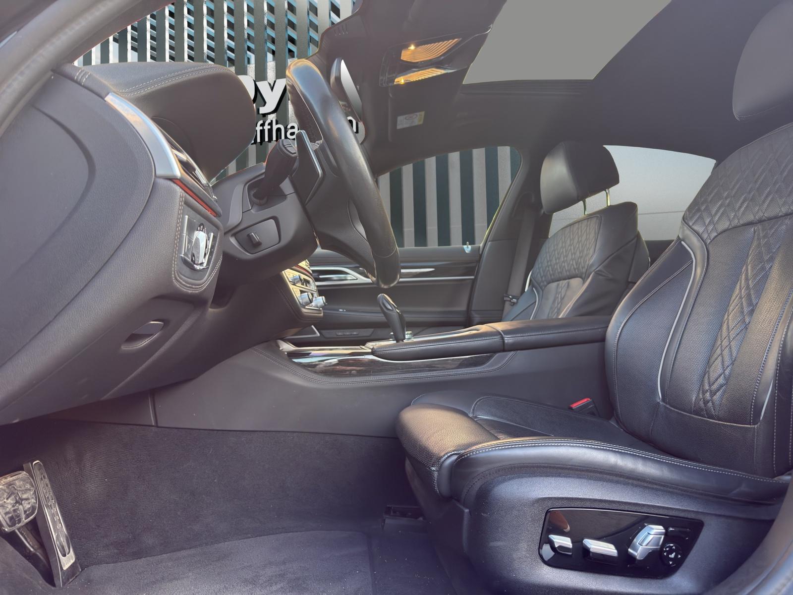 BMW 730d xDrive M SPORTPAKET-image-14