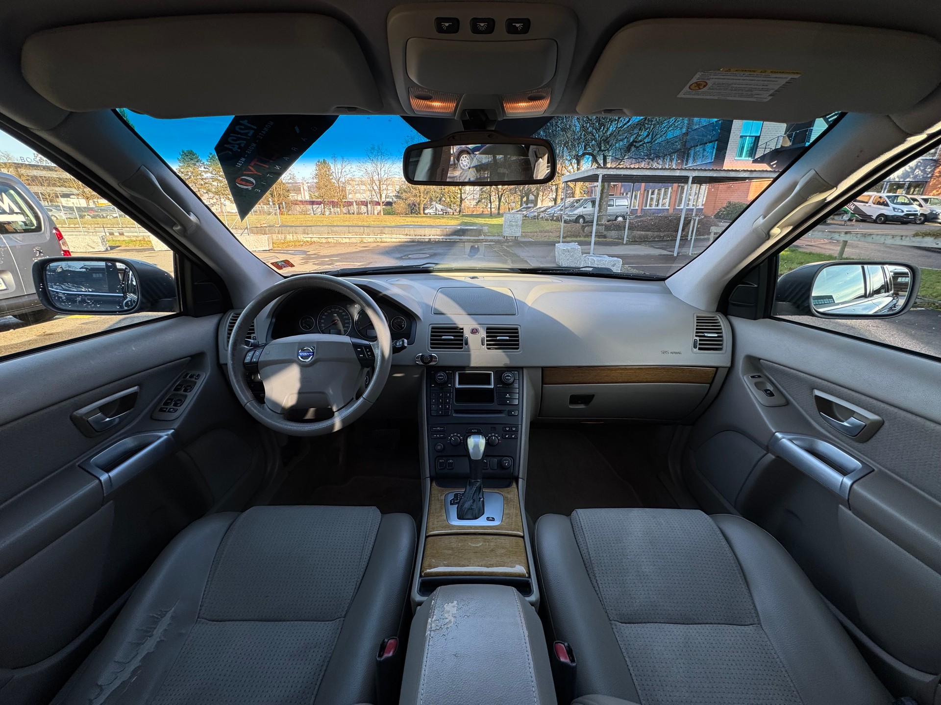 VOLVO XC90 2.5T AWD Geartronic-image-10