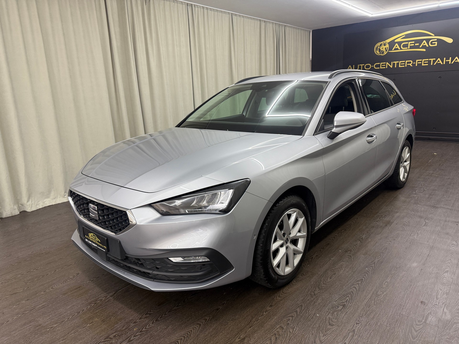 SEAT Leon ST 2.0 TDI EVO DSG Style-image-0