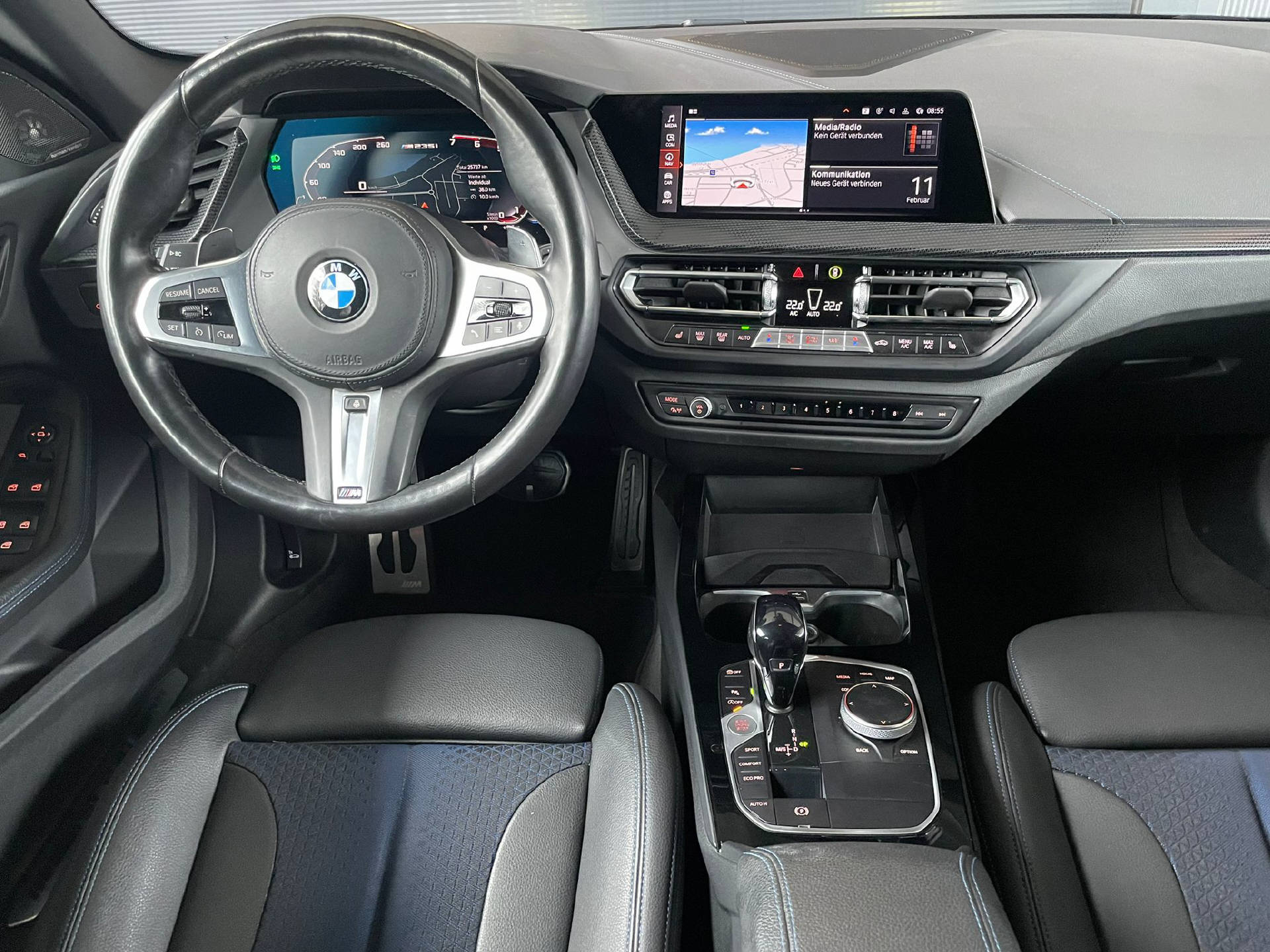 BMW M235i xDrive Gran Coupé-image-6