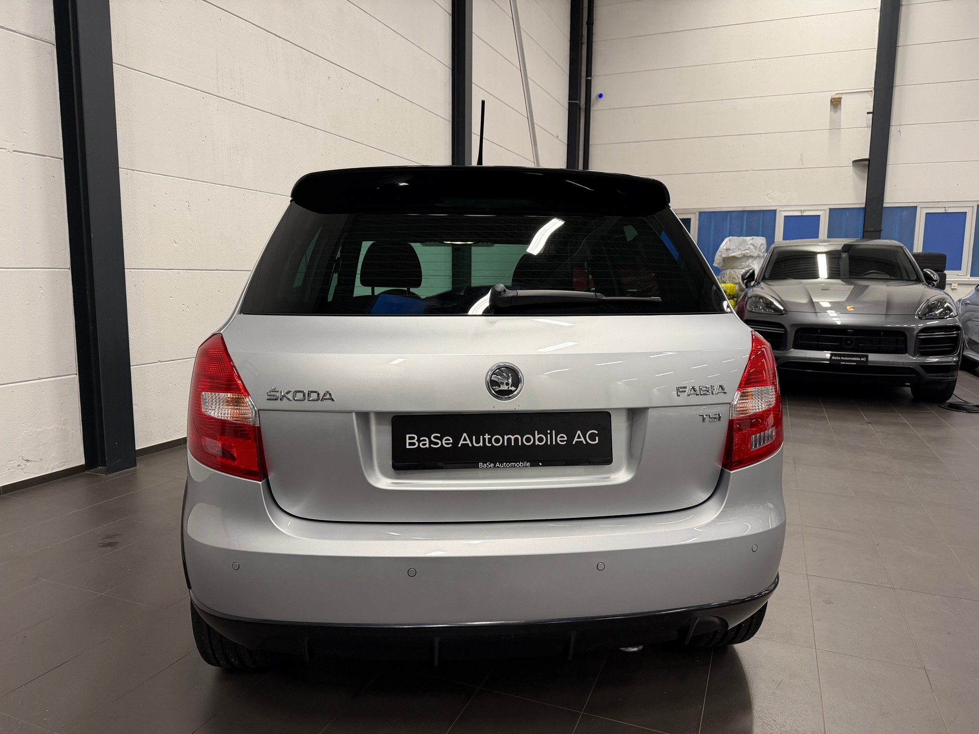 SKODA Fabia 1.2 TSI Monte Carlo Edition DSG-image-13