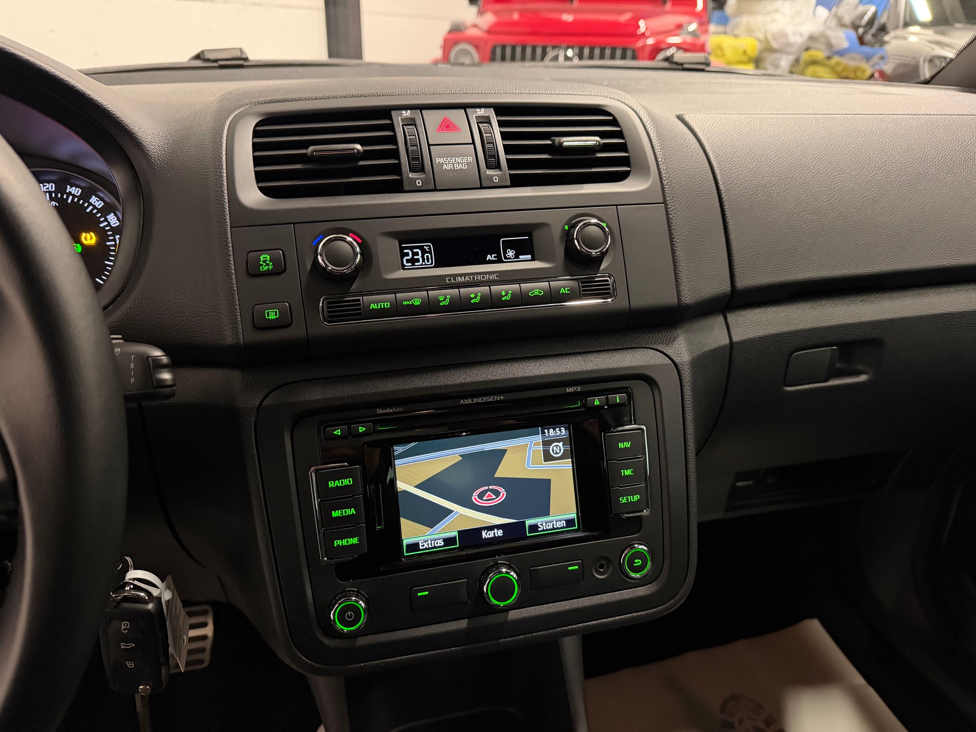 SKODA Fabia 1.2 TSI Monte Carlo Edition DSG-image-25