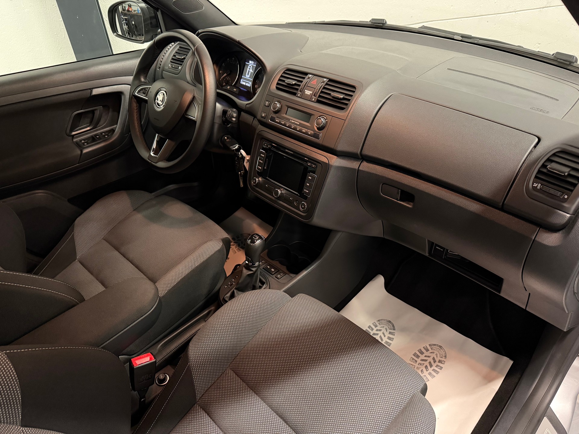SKODA Fabia 1.2 TSI Monte Carlo Edition DSG-image-17