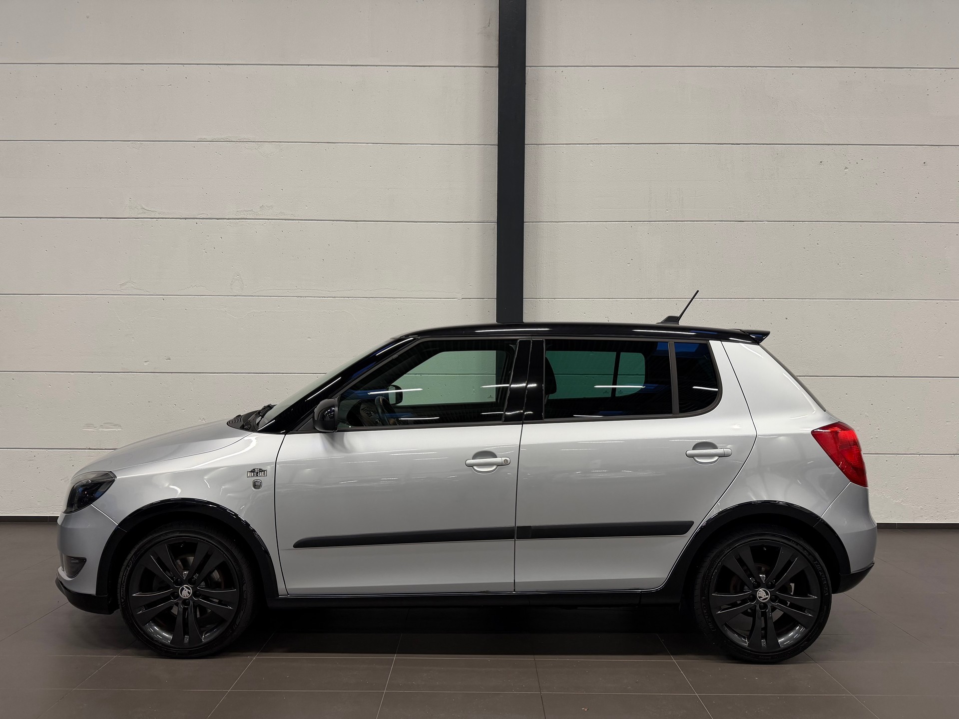 SKODA Fabia 1.2 TSI Monte Carlo Edition DSG-image-7