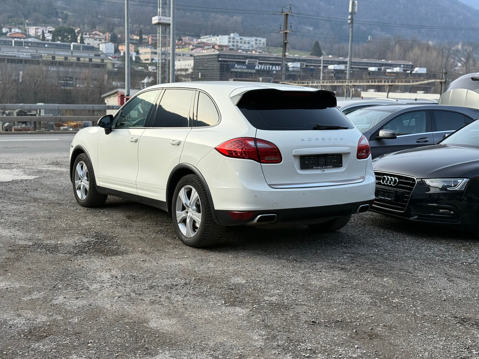 PORSCHE Cayenne Diesel-image-4