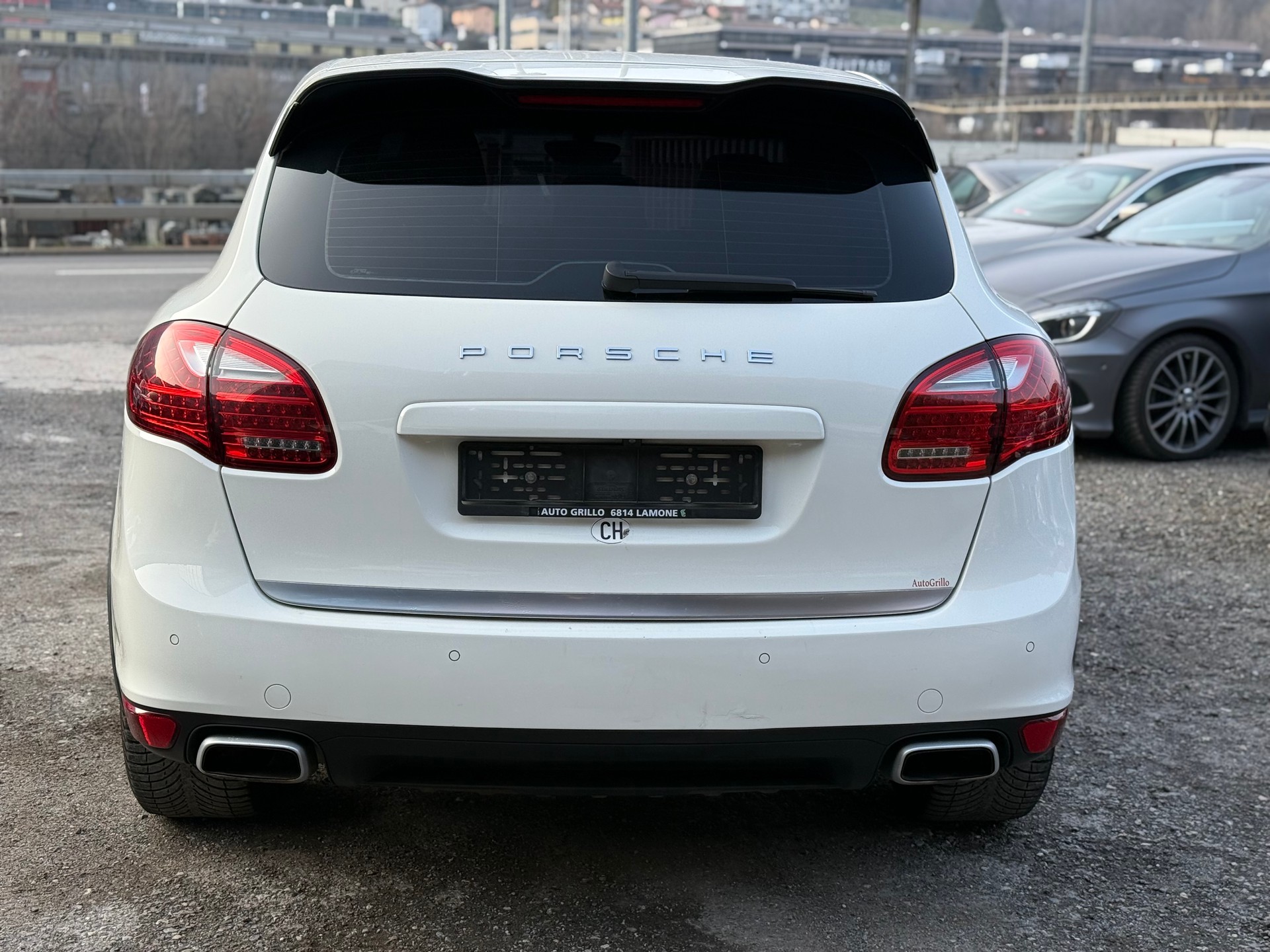PORSCHE Cayenne Diesel-image-3