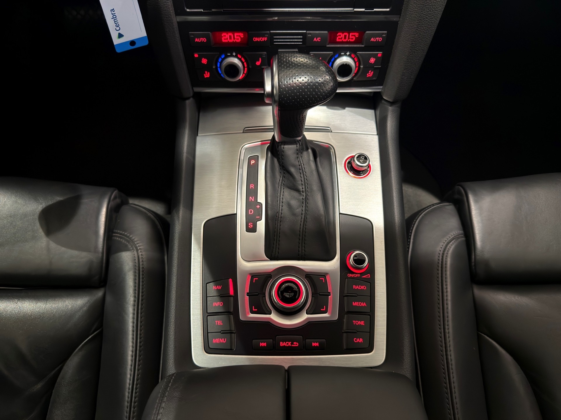 AUDI Q7 3.0 TDI quattro tiptronic-image-24