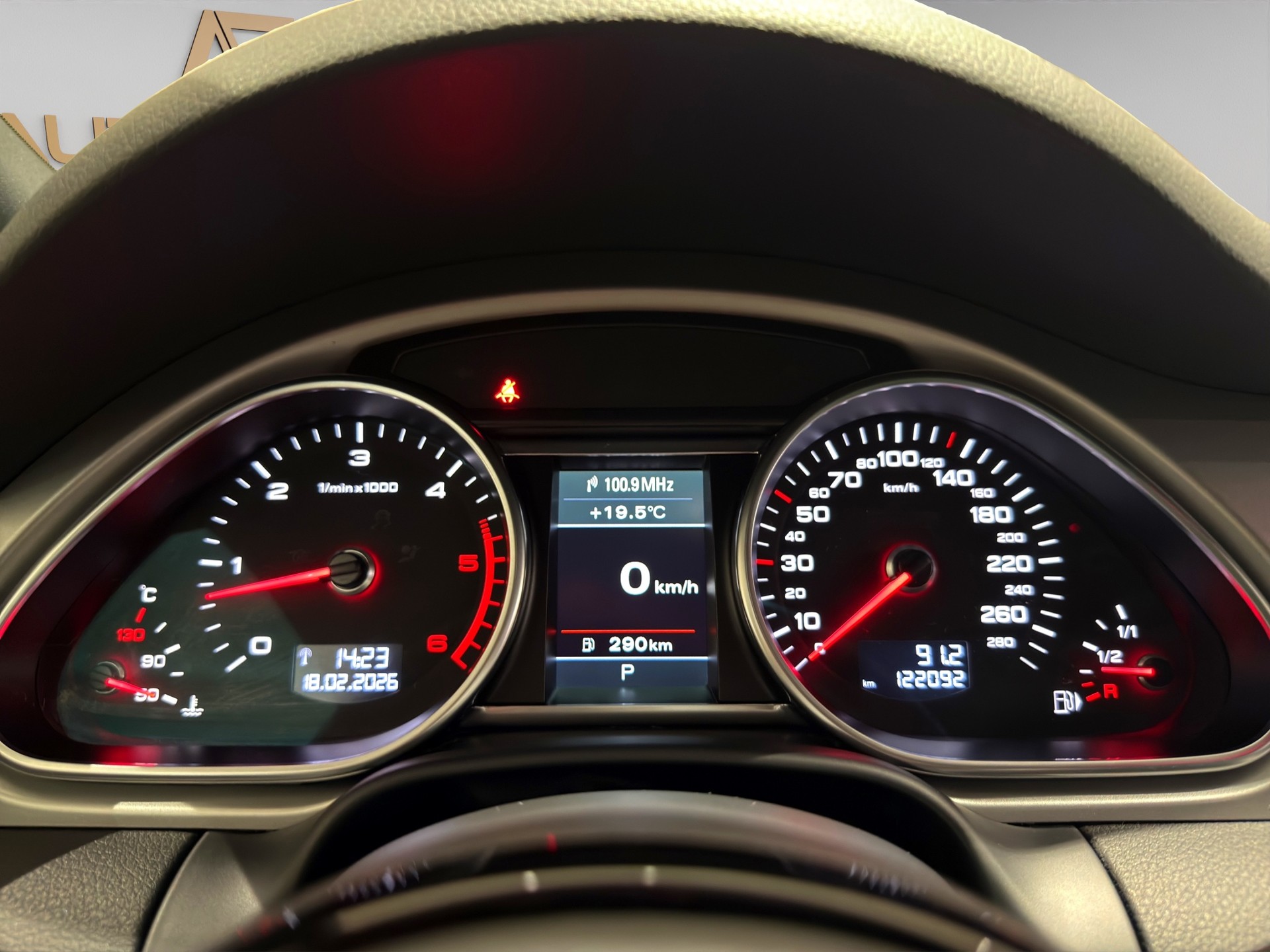 AUDI Q7 3.0 TDI quattro tiptronic-image-13