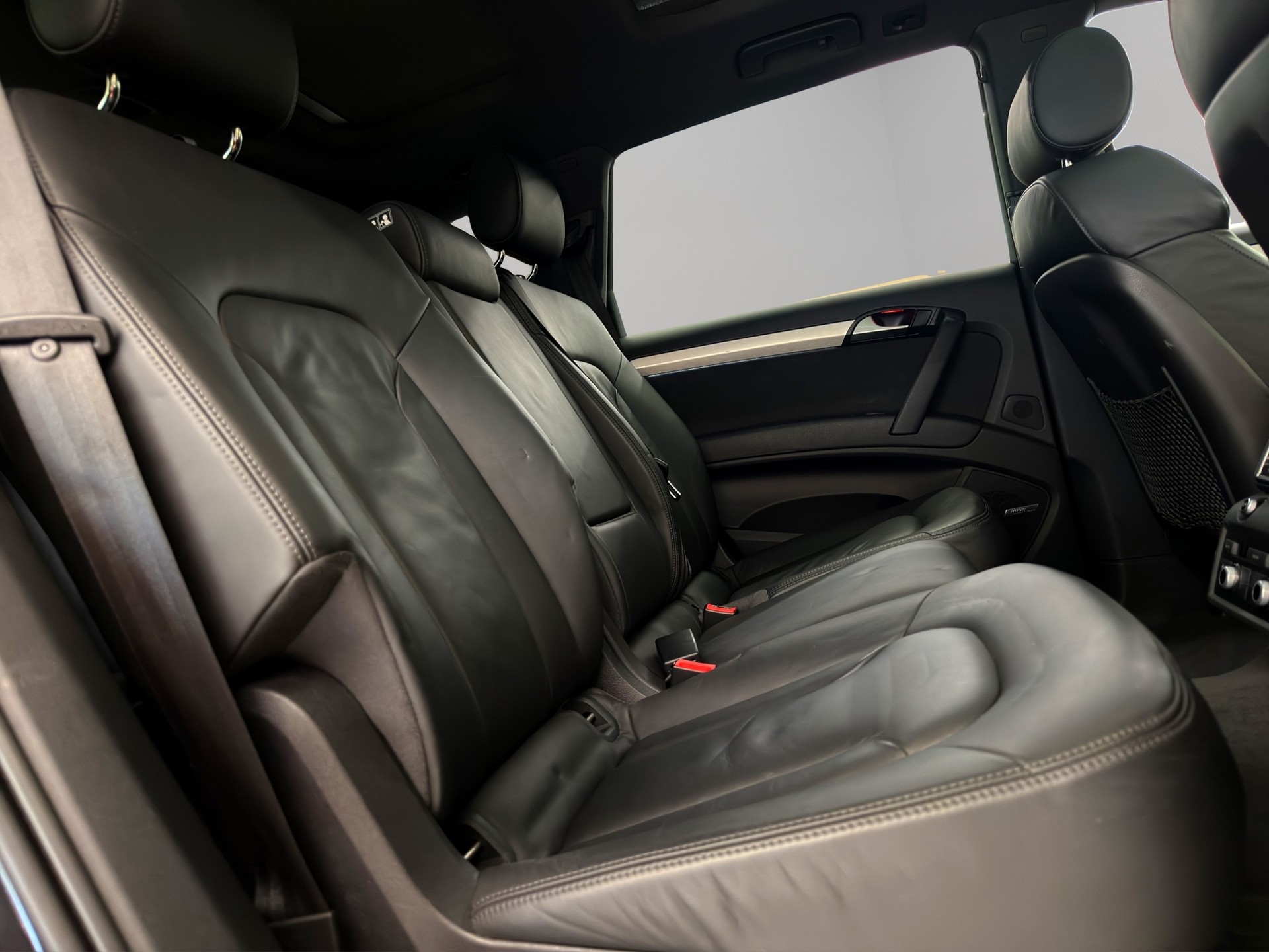 AUDI Q7 3.0 TDI quattro tiptronic-image-19