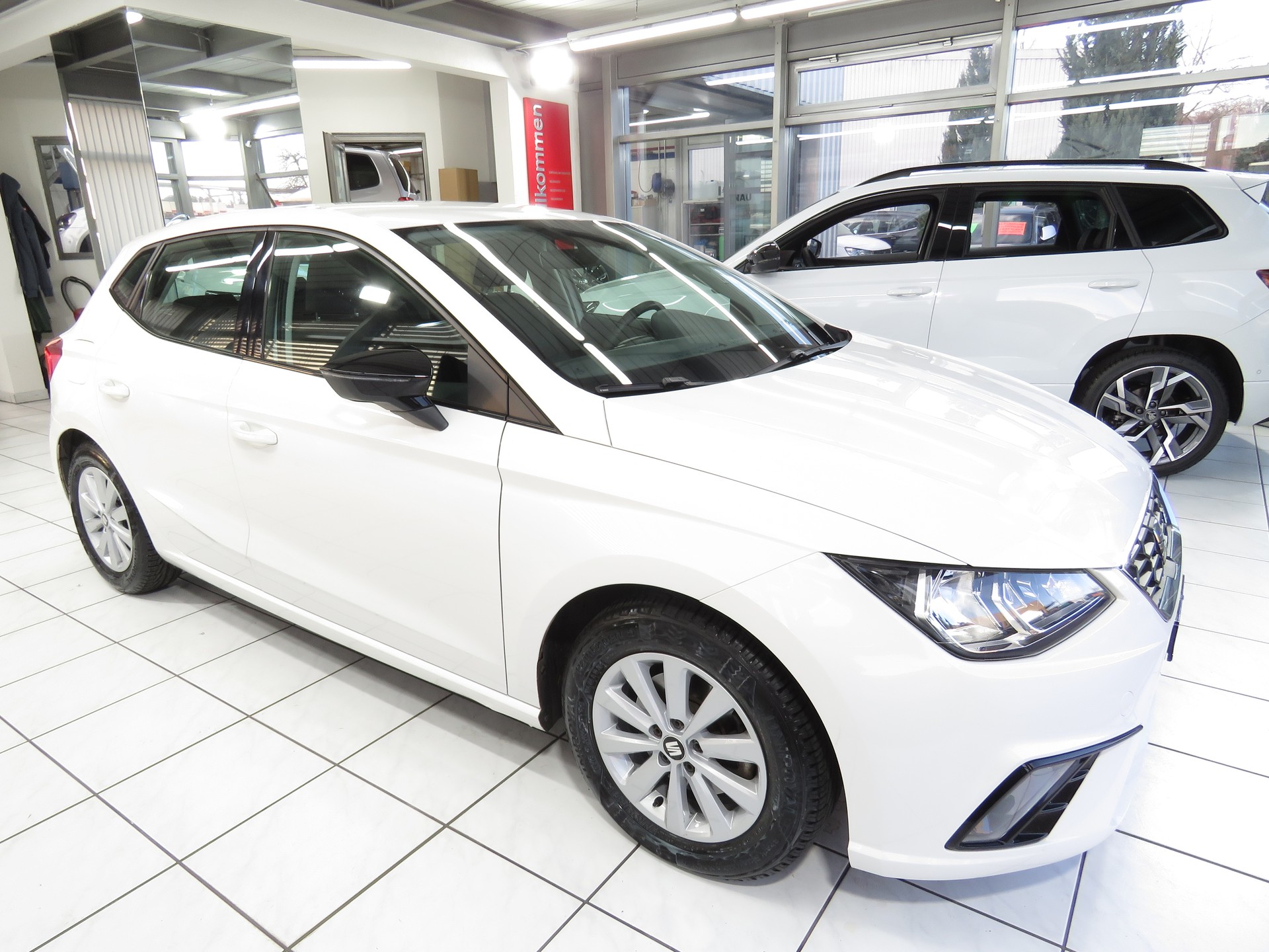 SEAT Ibiza 1.0 EcoTSI FR-image-2