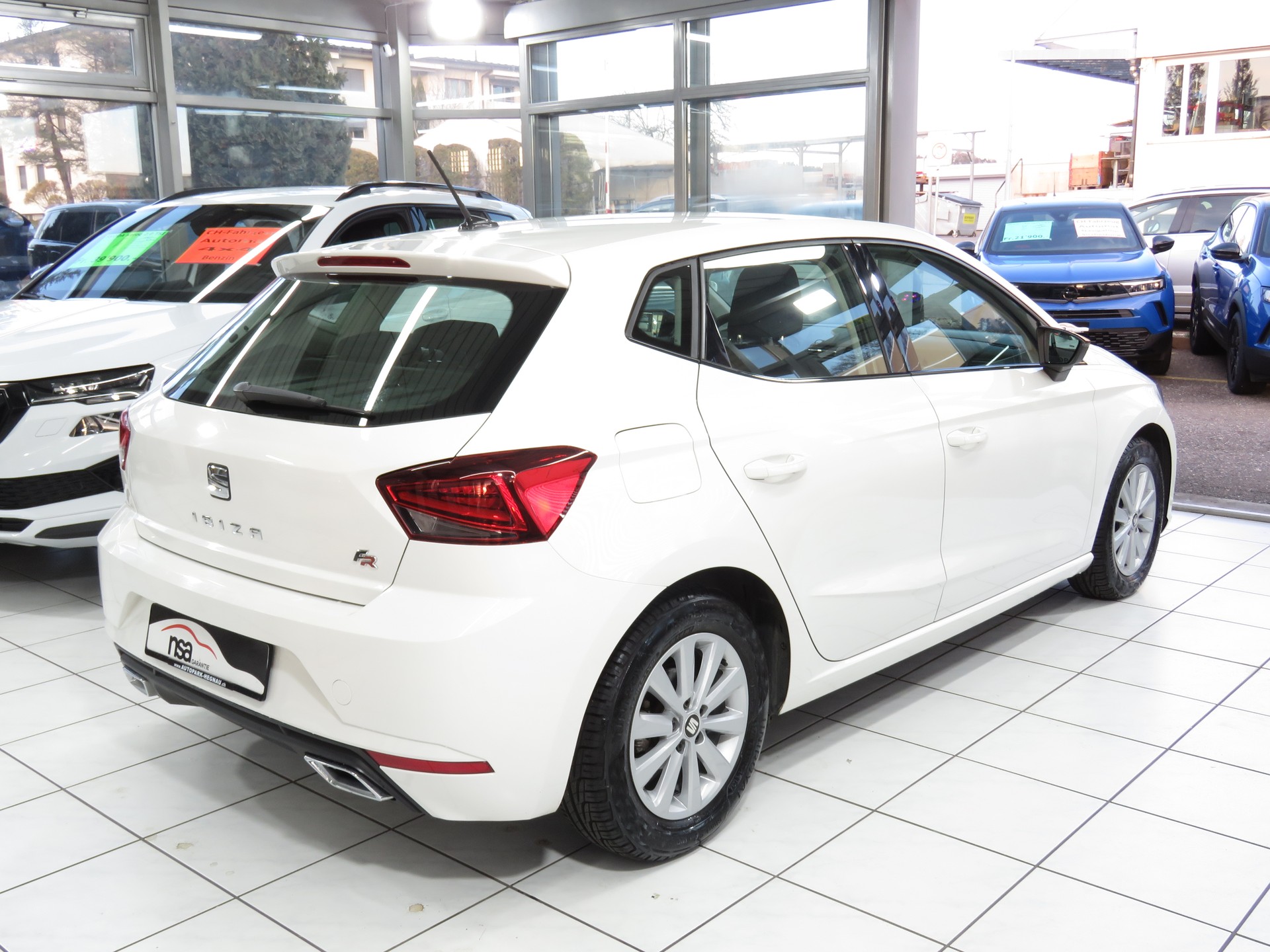 SEAT Ibiza 1.0 EcoTSI FR-image-3