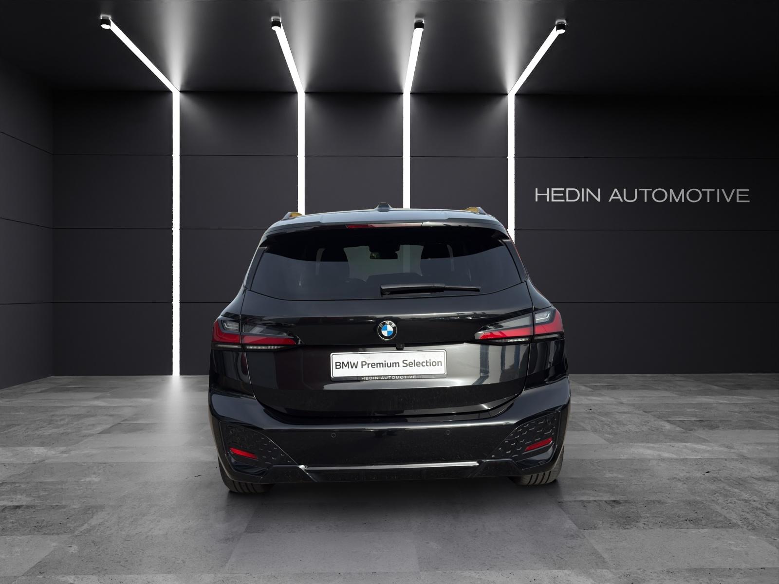 BMW 218d Active Tourer-image-4