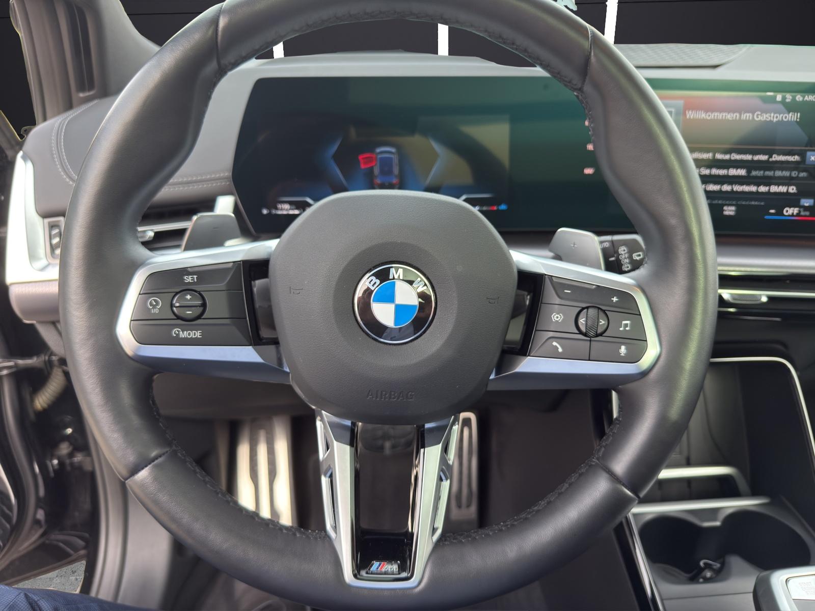 BMW 218d Active Tourer-image-14
