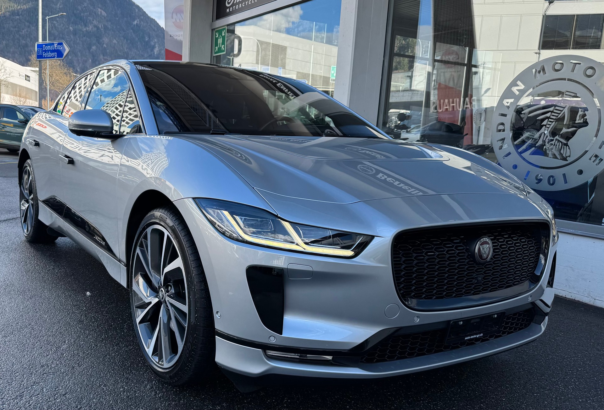 JAGUAR I-Pace EV400 SE AWD-image-0