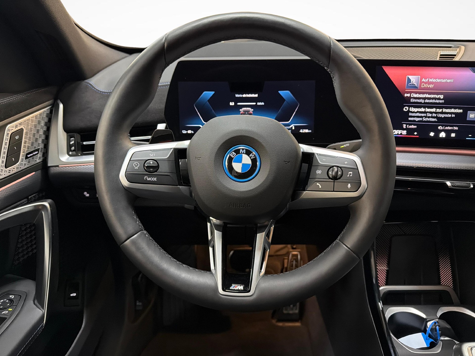 BMW iX2 30 xDrive30-image-12