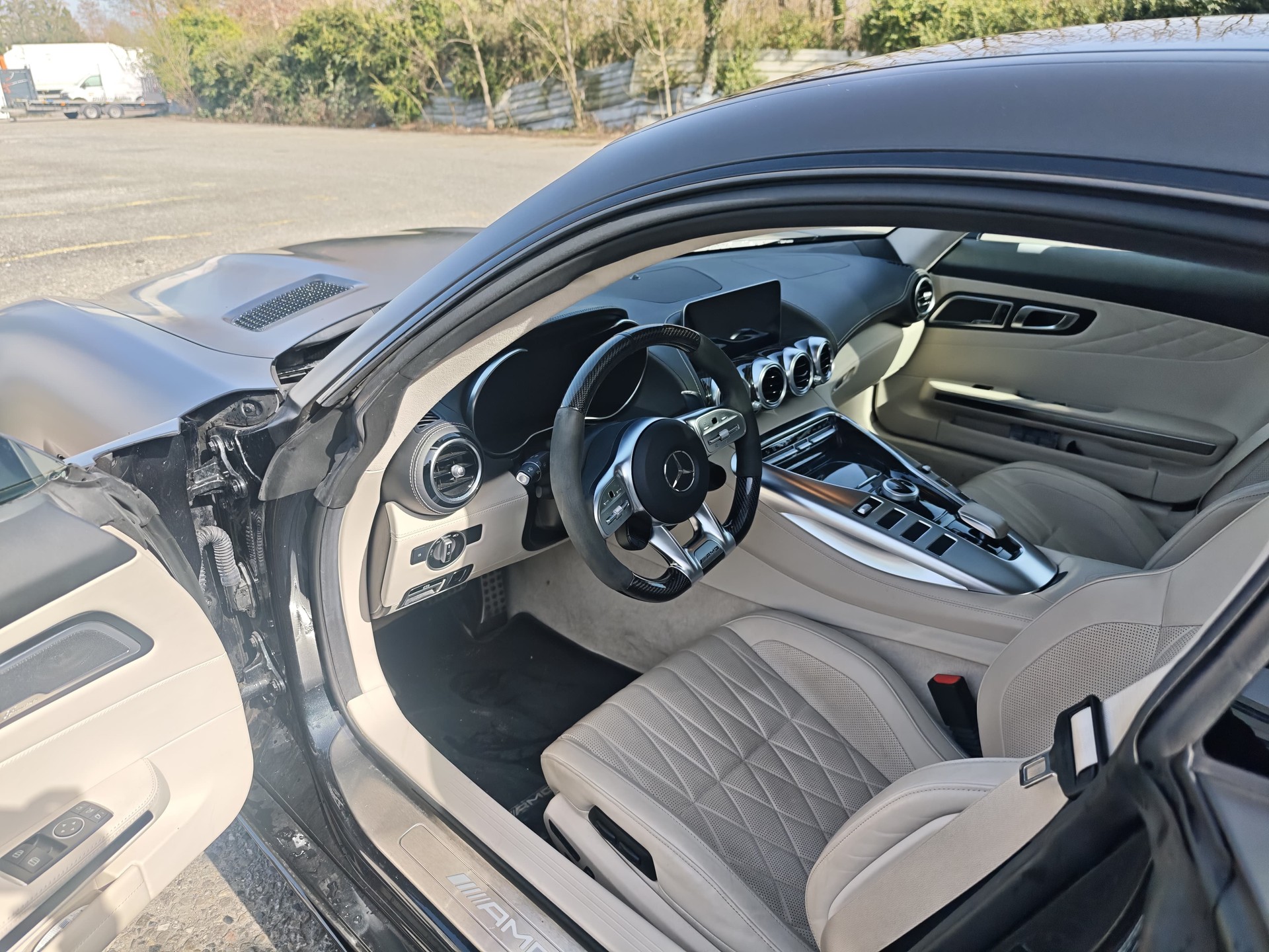 MERCEDES-BENZ AMG GT S Speedshift DCT-image-7