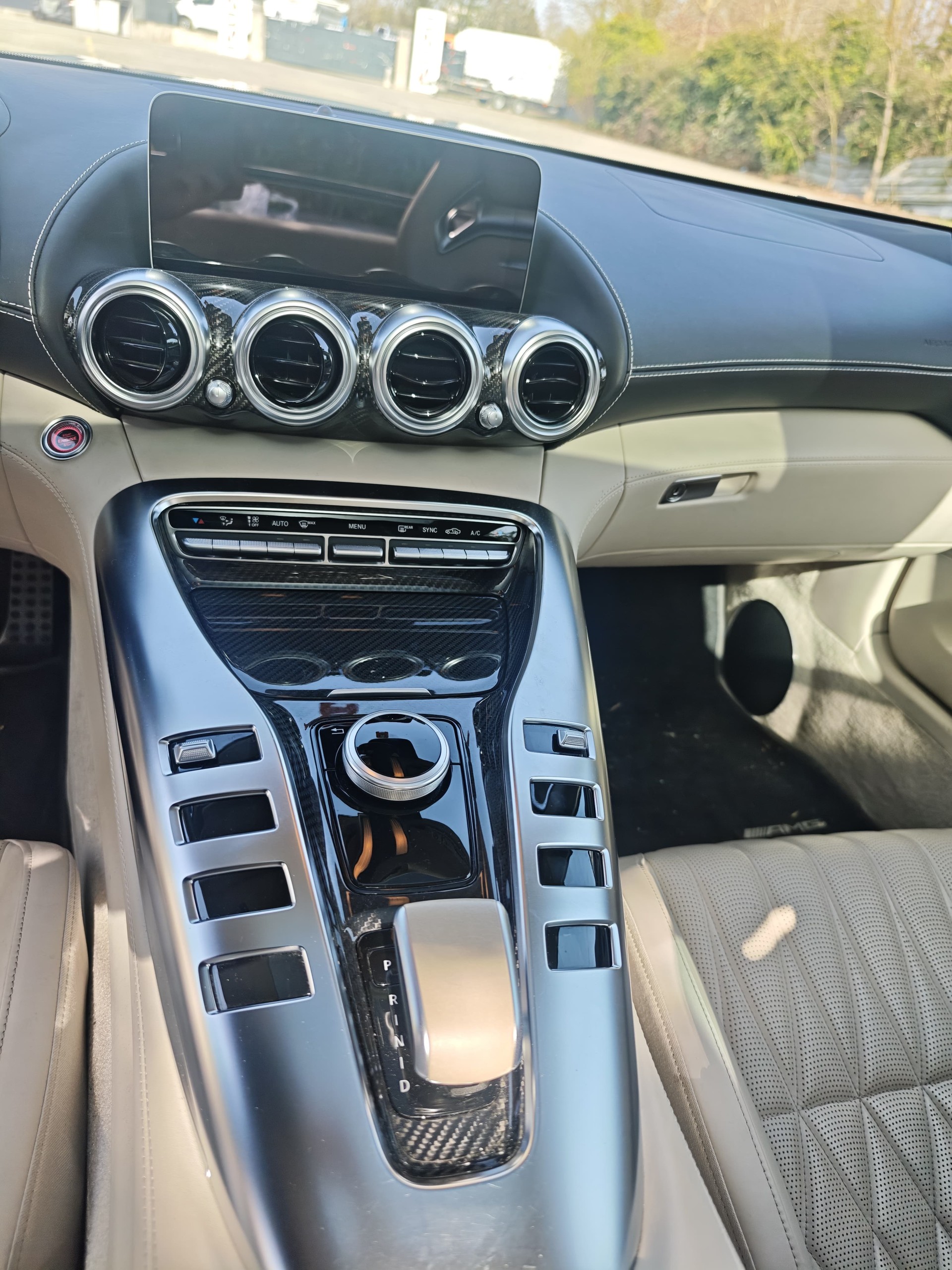 MERCEDES-BENZ AMG GT S Speedshift DCT-image-6