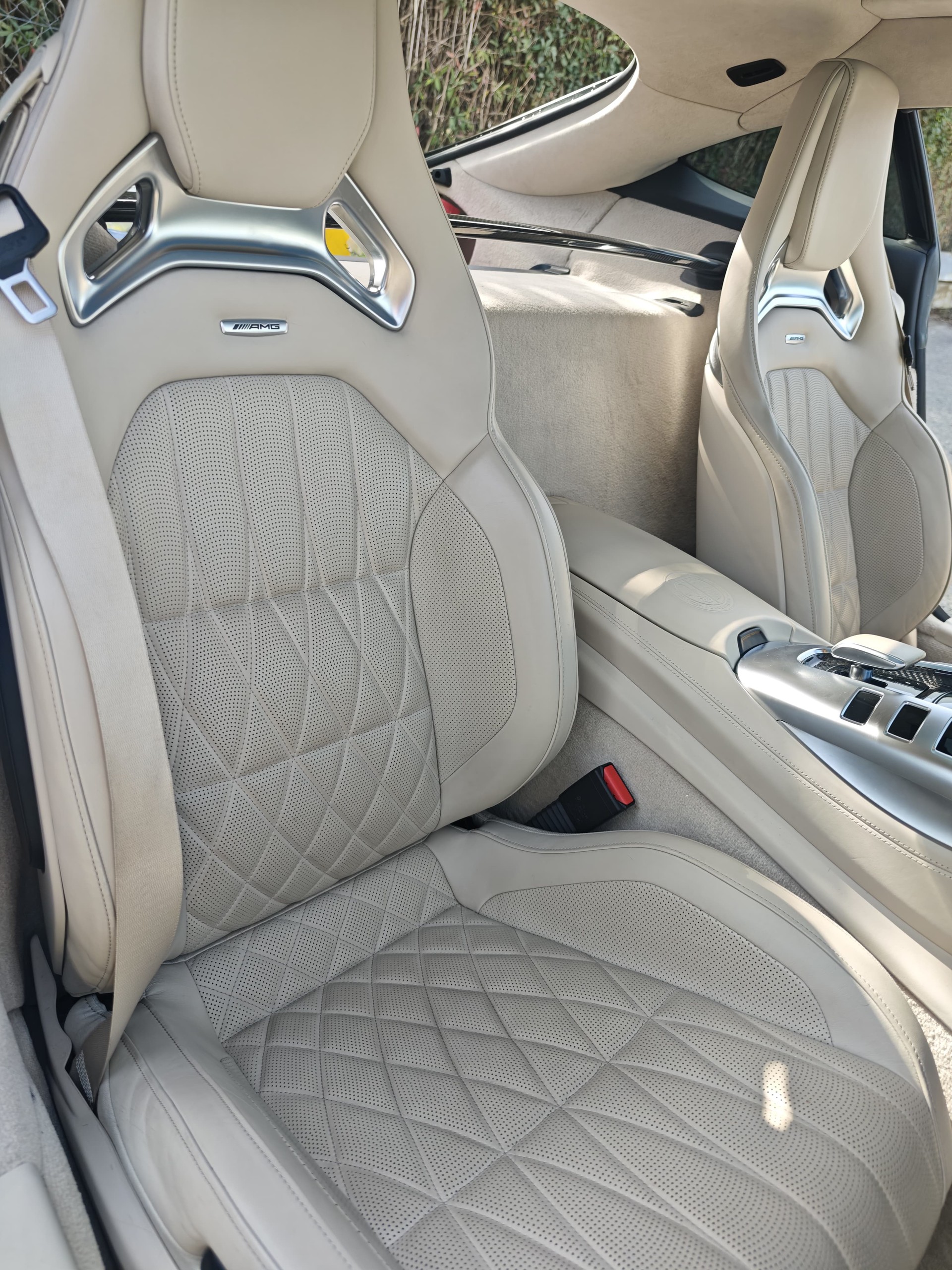 MERCEDES-BENZ AMG GT S Speedshift DCT-image-11