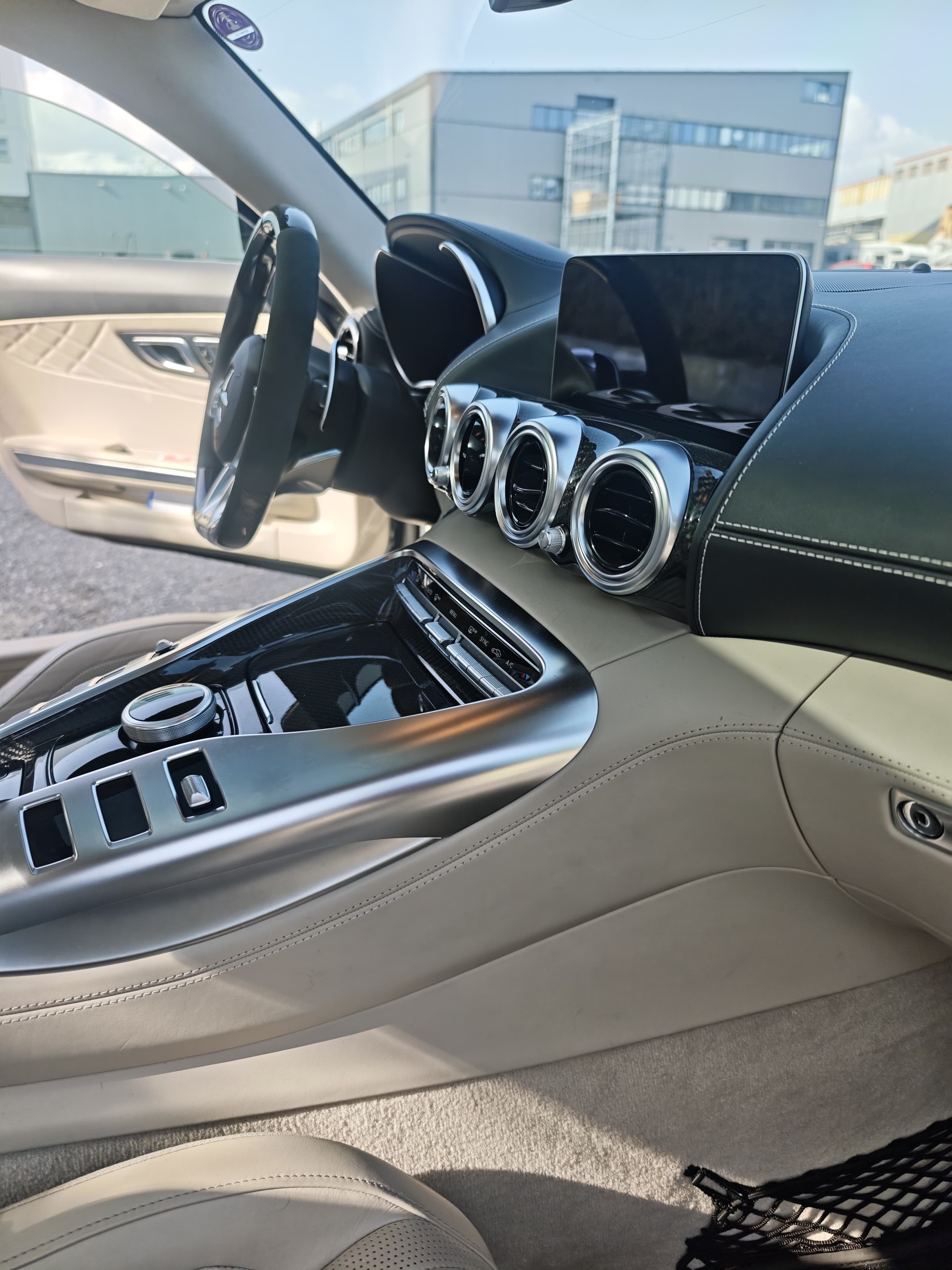 MERCEDES-BENZ AMG GT S Speedshift DCT-image-10
