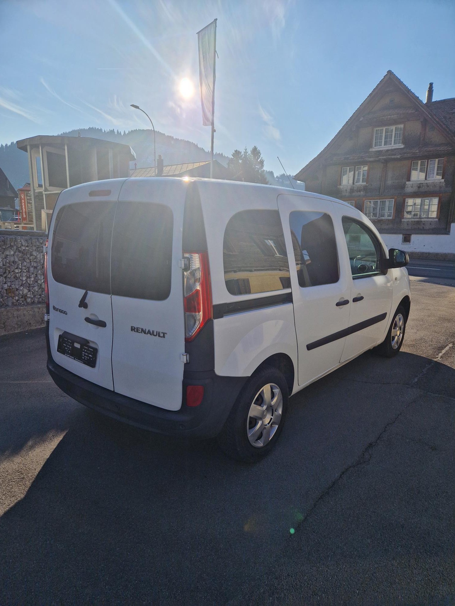 RENAULT Kangoo Medium dCi 110 ENERGY Business-image-1