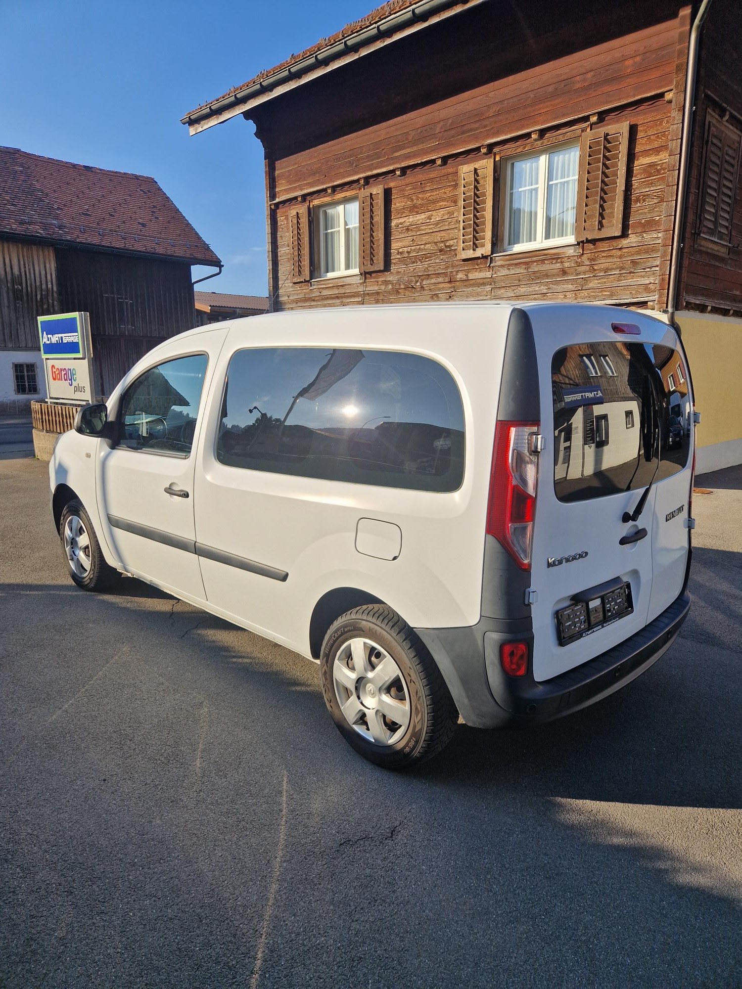 RENAULT Kangoo Medium dCi 110 ENERGY Business-image-2