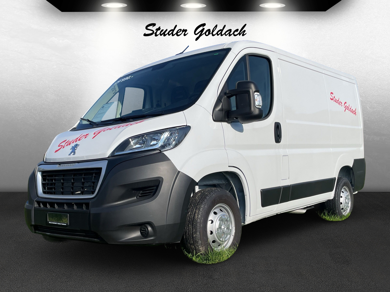 PEUGEOT Boxer Kaw. 330 L1H1 2.2 BlueHD-image-0