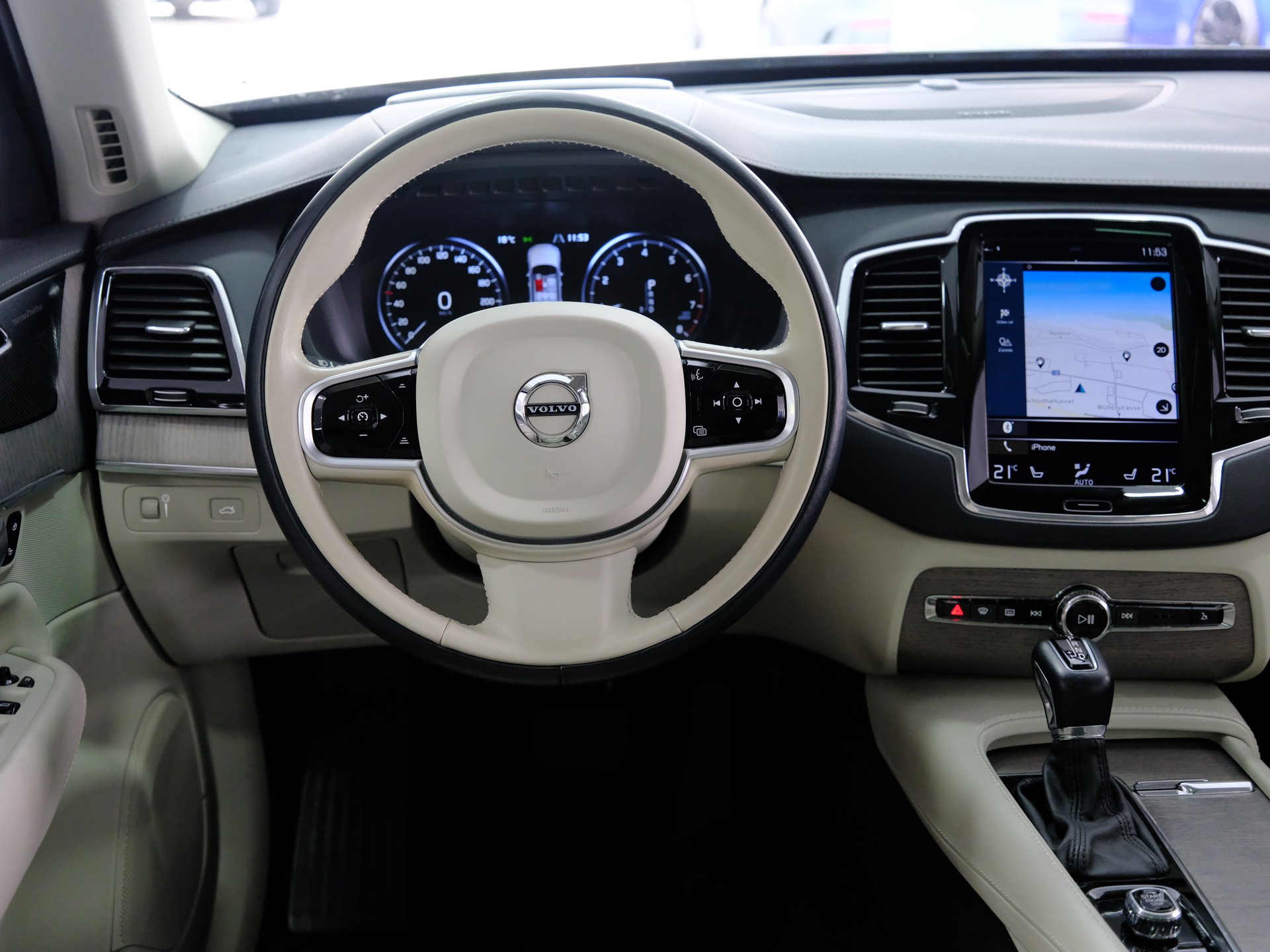 VOLVO XC90 T6 AWD Inscription Geartronic-image-11