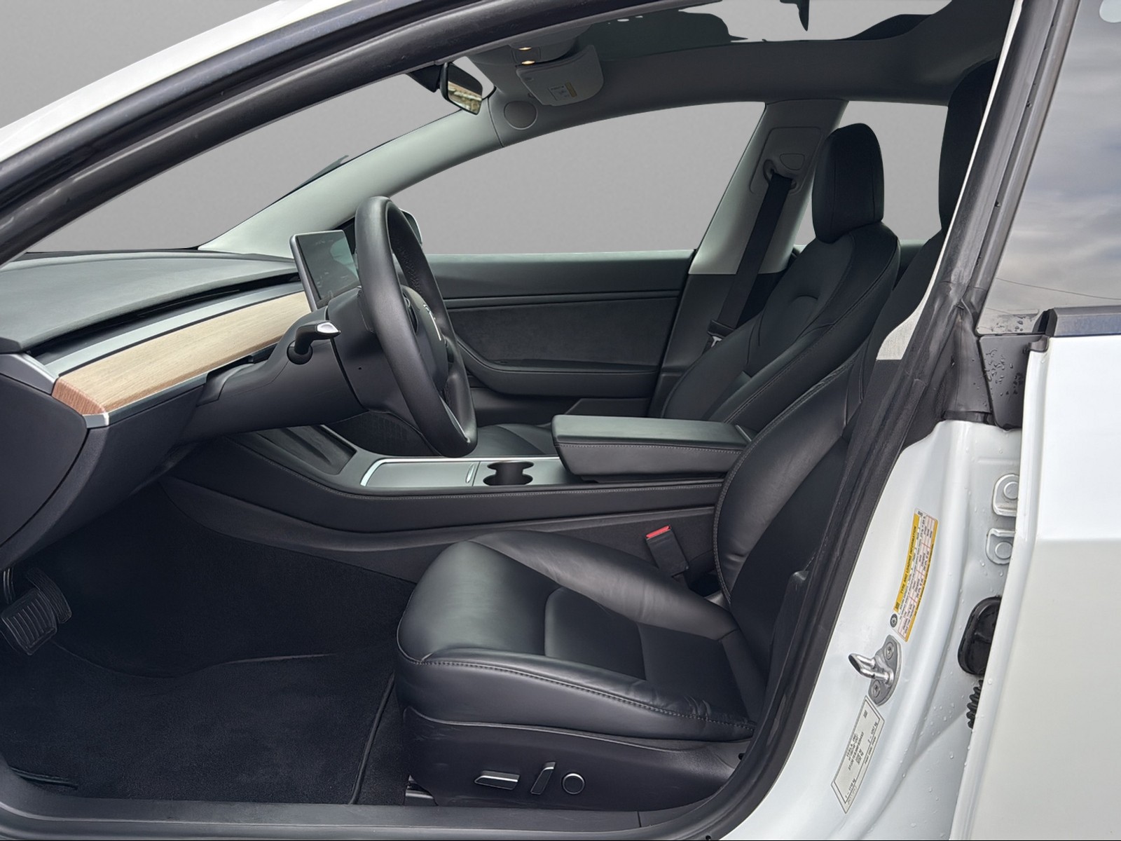 TESLA Model 3 Long Range Dual Motor AWD-image-12