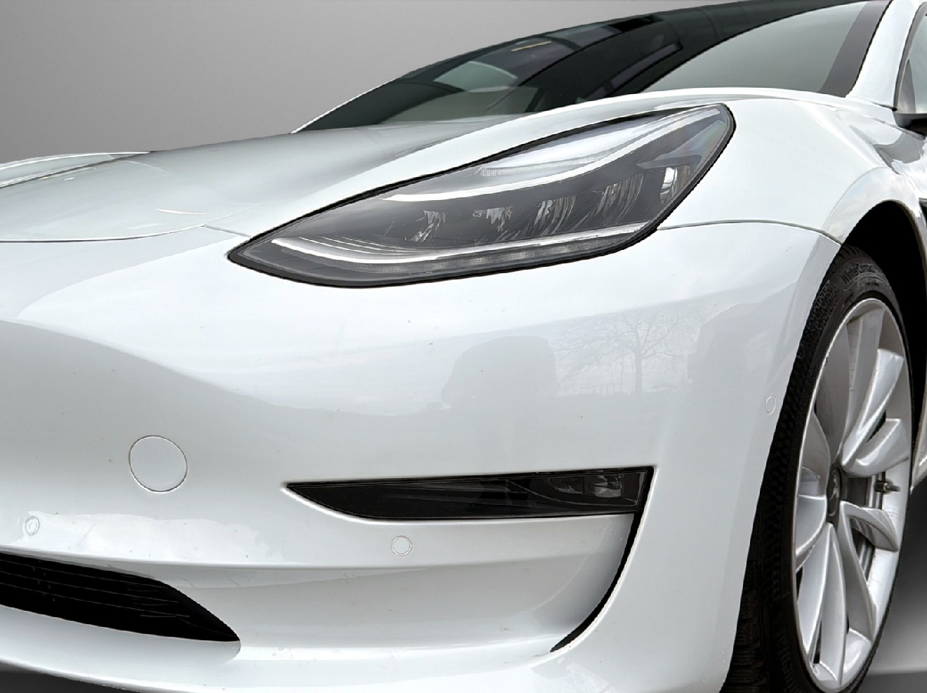 TESLA Model 3 Long Range Dual Motor AWD-image-1