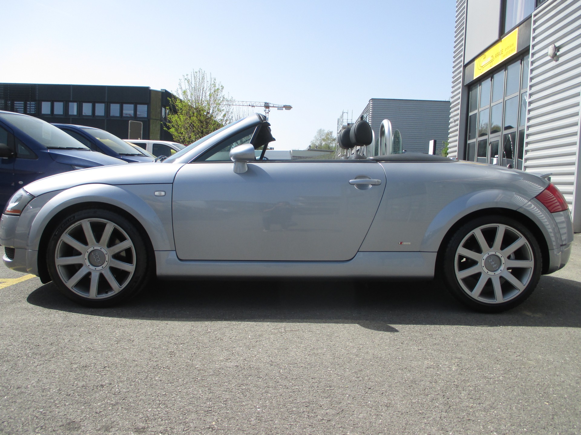 AUDI TT Roadster 1.8 T quattro-image-8
