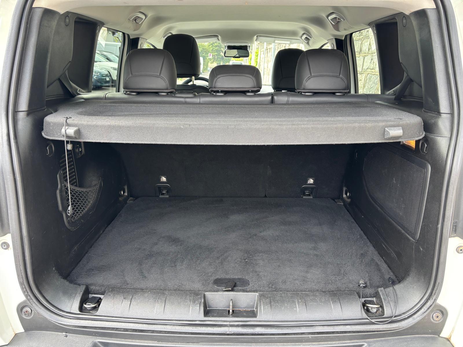JEEP Renegade 1.4 Turbo Limited AWD-image-9
