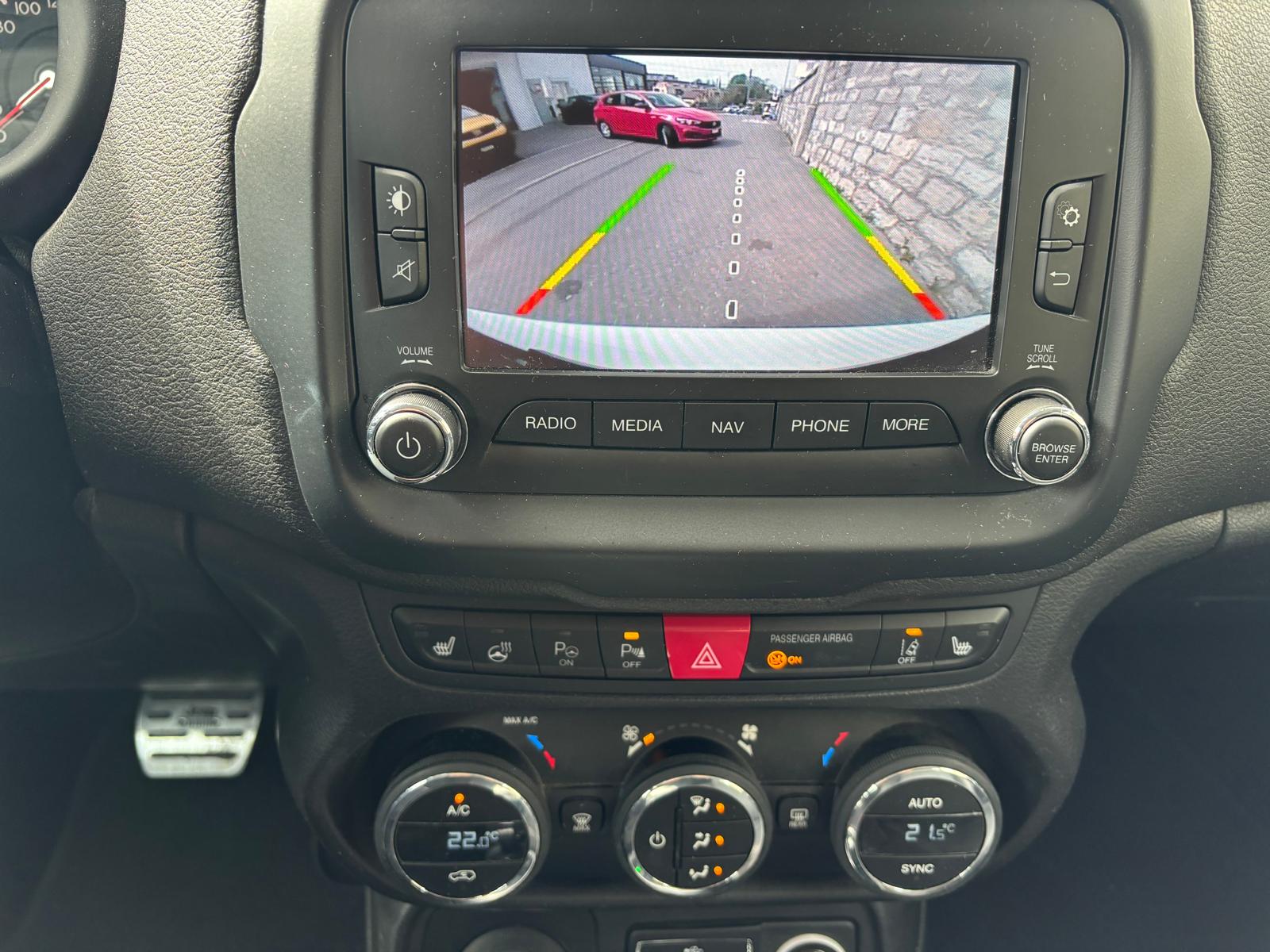 JEEP Renegade 1.4 Turbo Limited AWD-image-7
