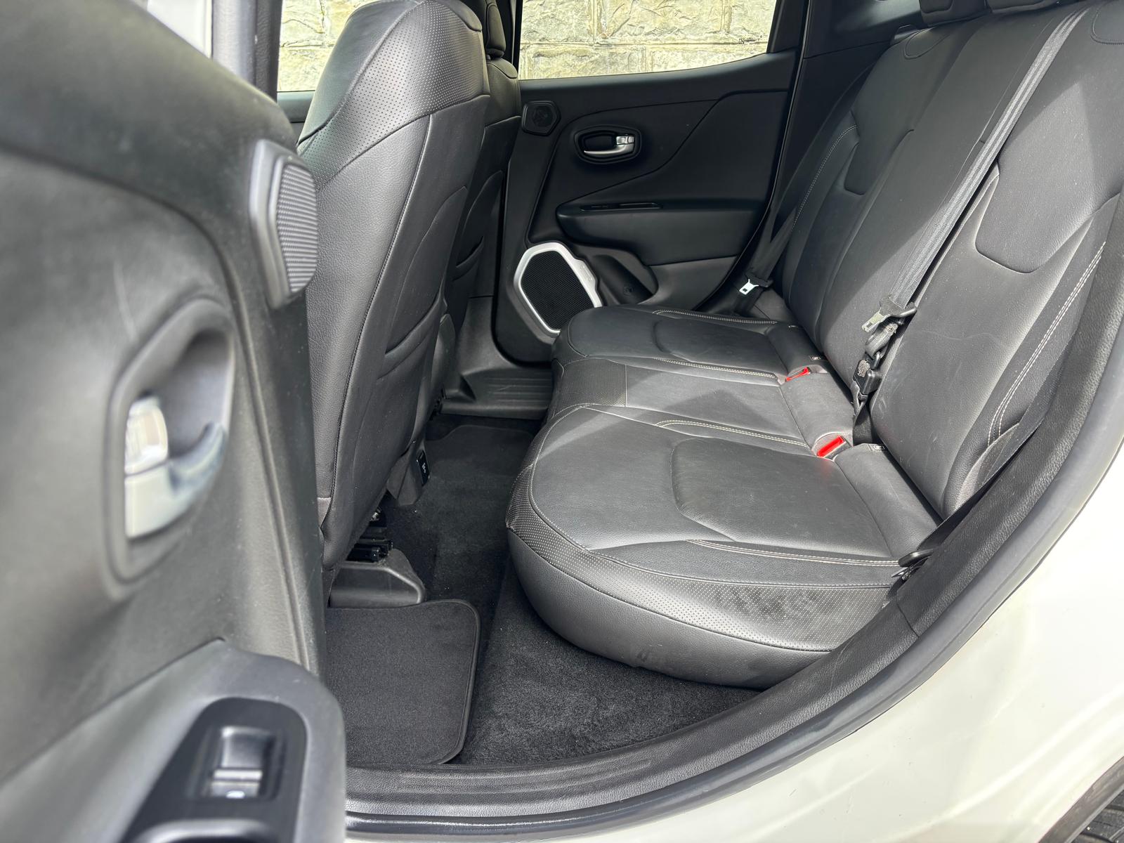 JEEP Renegade 1.4 Turbo Limited AWD-image-6