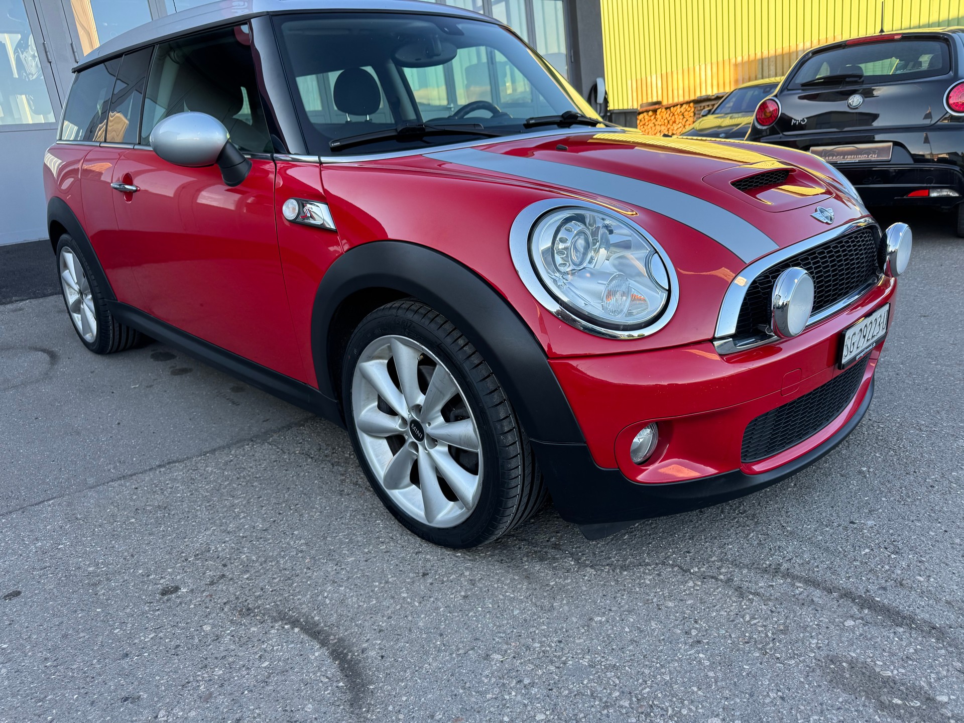 MINI Clubman Cooper S Steptronic-image-1