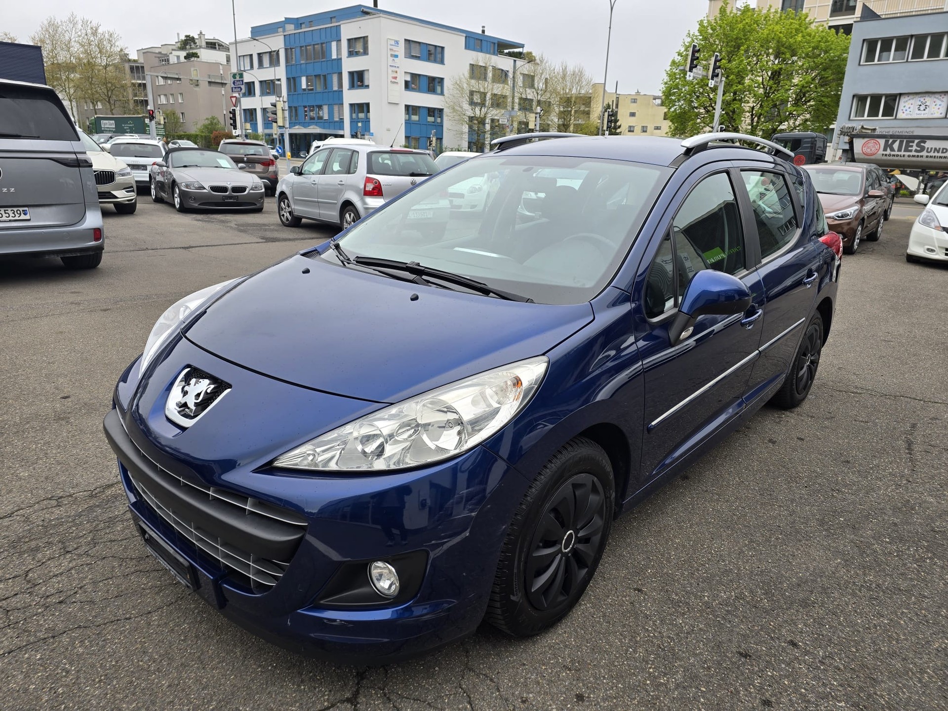 PEUGEOT 207 SW 1.4 16V Active-image-0