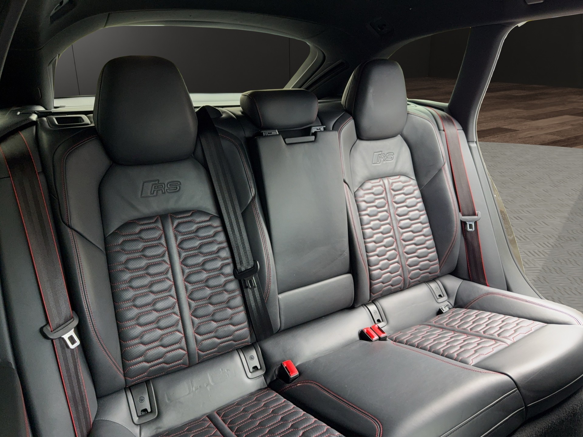 AUDI RS6 Avant 4.0 TFSI V8 quattro-image-11