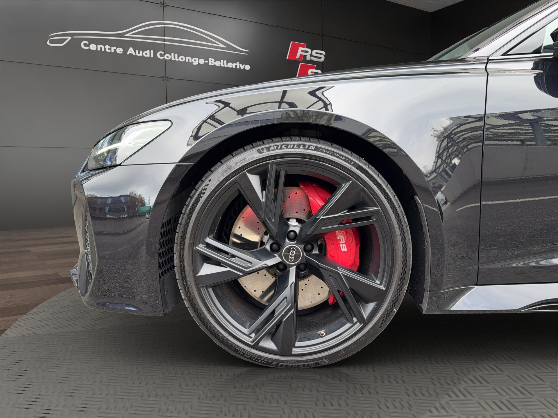 AUDI RS6 Avant 4.0 TFSI V8 quattro-image-12