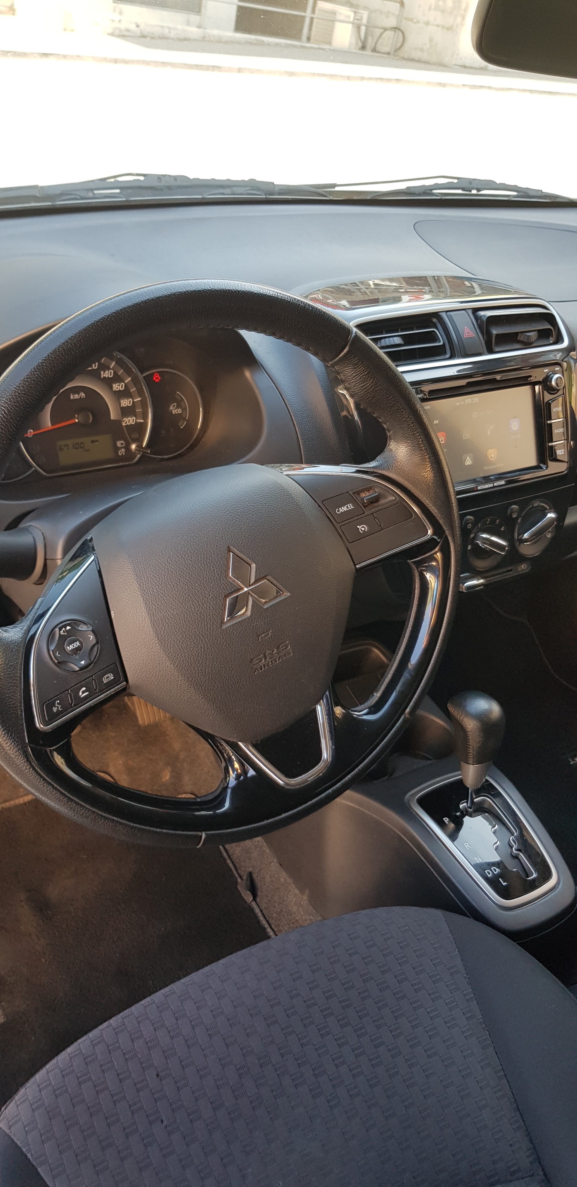 MITSUBISHI Space Star 1.2 Style Anniversary CVT-image-9