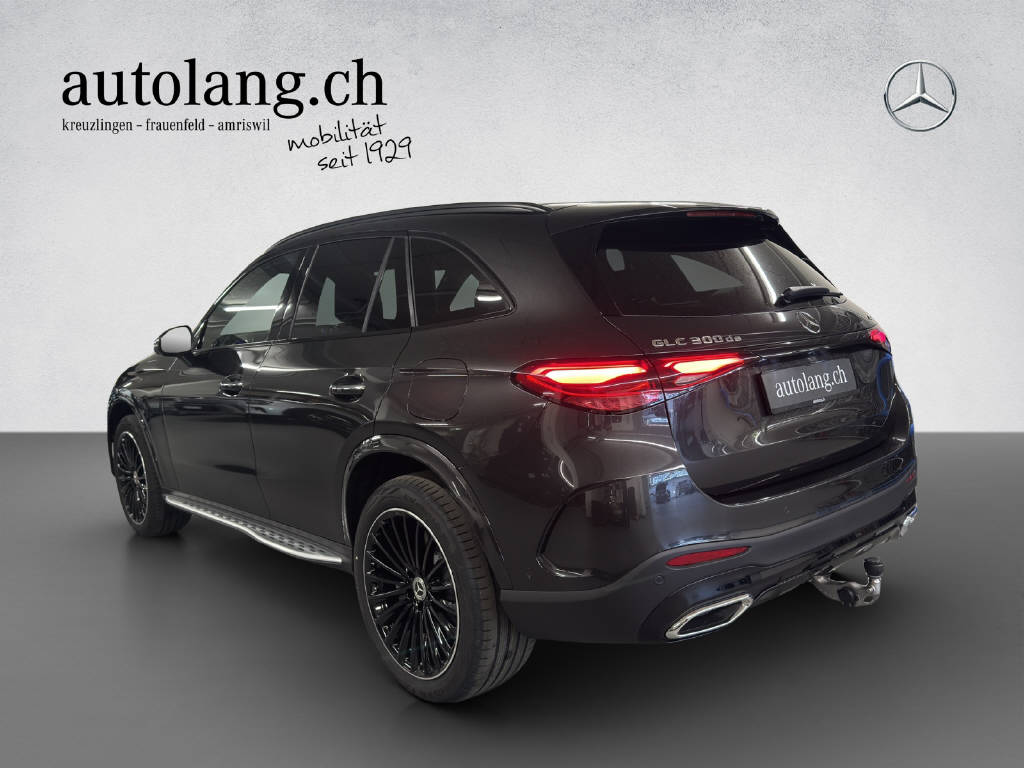 MERCEDES-BENZ GLC 300 de AMG Line 4Matic EQ Star-image-2